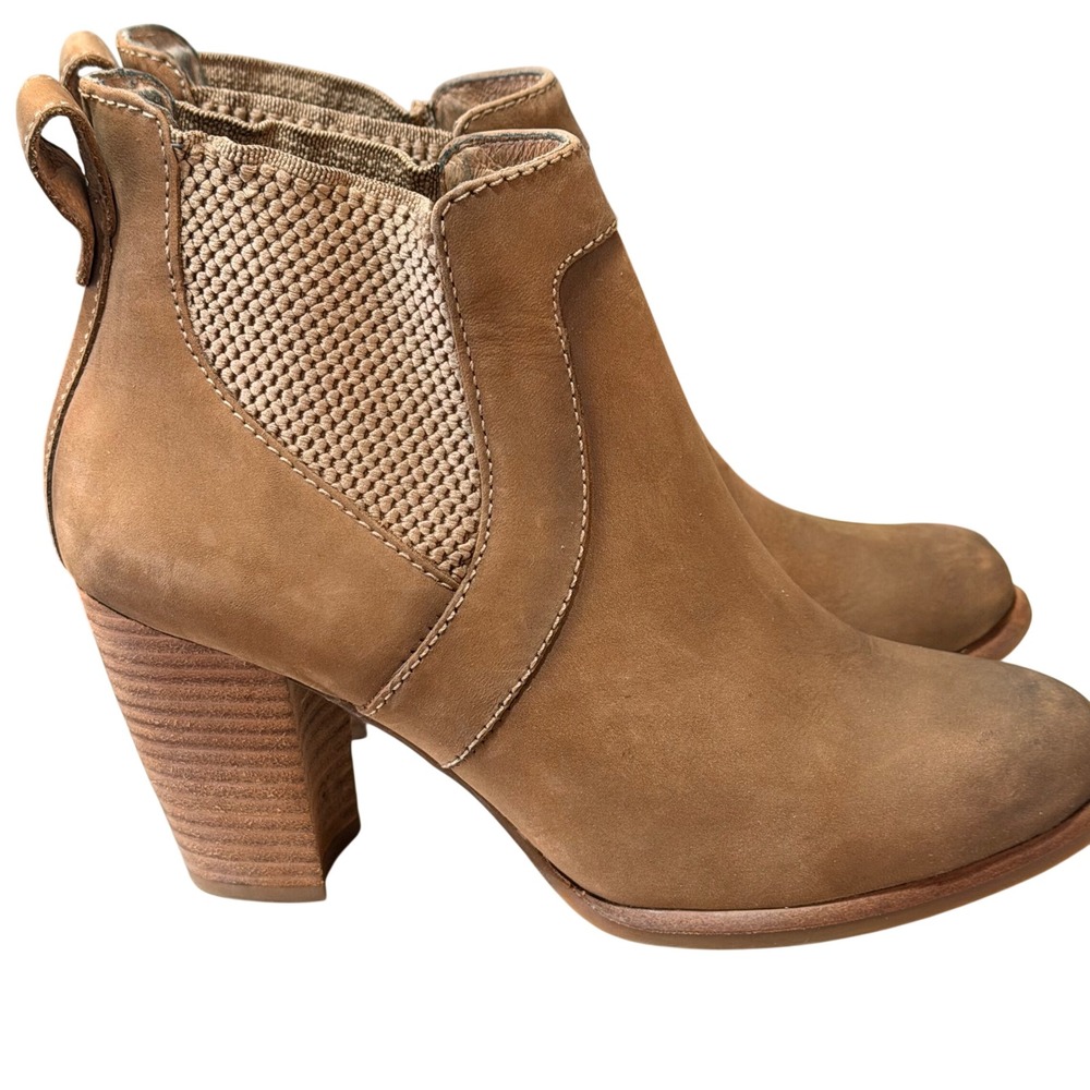 UGG Ankle Boots Womens Tan Leather Woven Block Heel Western Chelsea Booties Boho